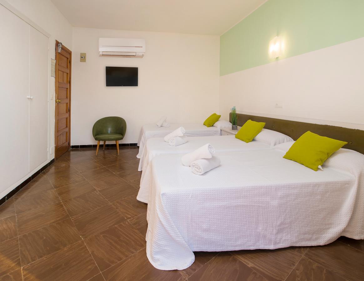 Hostal Alicante Sant Antoni de Portmany Exterior foto