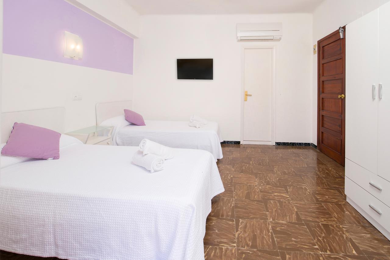 Hostal Alicante Sant Antoni de Portmany Exterior foto